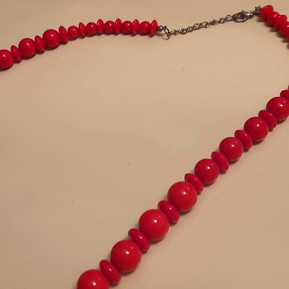 Long Red Beaded Necklace with Earrings The Perfect Holiday Accessory!! - Picture 3 of 3